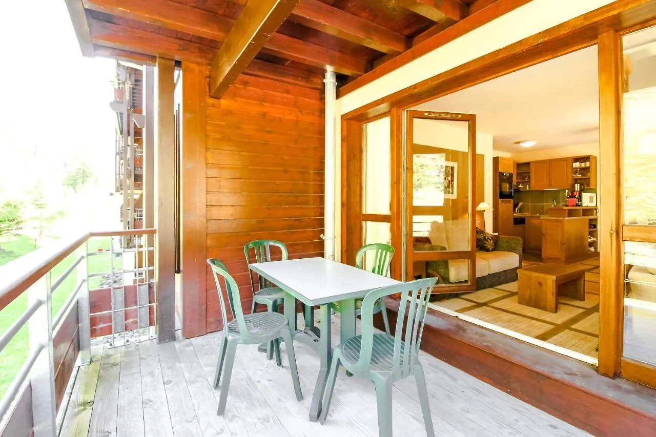 Spacious Family 2-Bed, 2-Bath With Parking, Private Piste Flaine 0*,